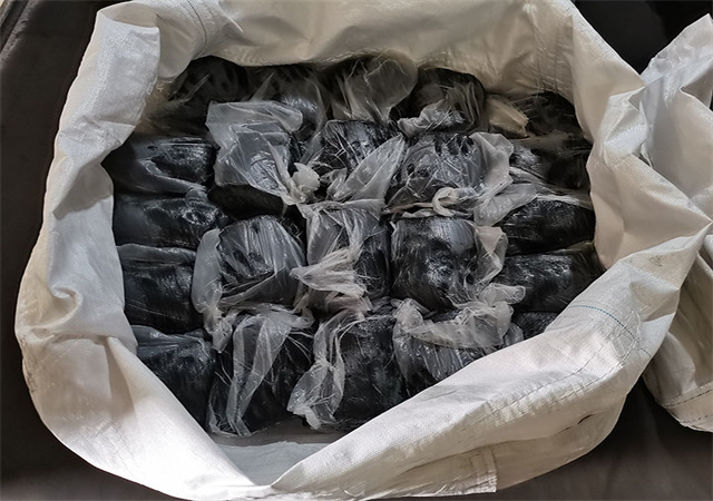 Anhydrous Stemming Taphole Clay in Stock
